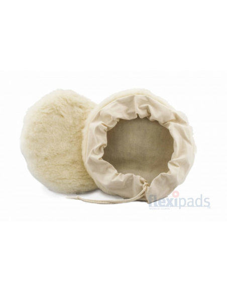 Bonnet Peau de Mouton à Corde